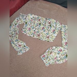 SHEIN Floral Off-Shoulder Crop Top